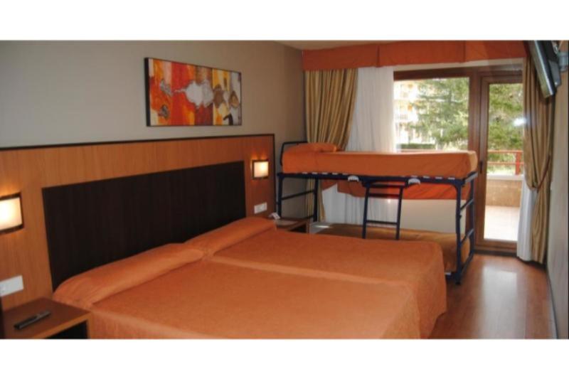 Apartamentos Snoe Edelweiss Cerler Pokoj fotografie